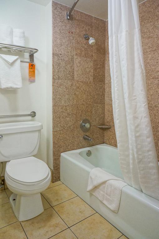 Chambre avec 2 Grands Lits Queen-Size