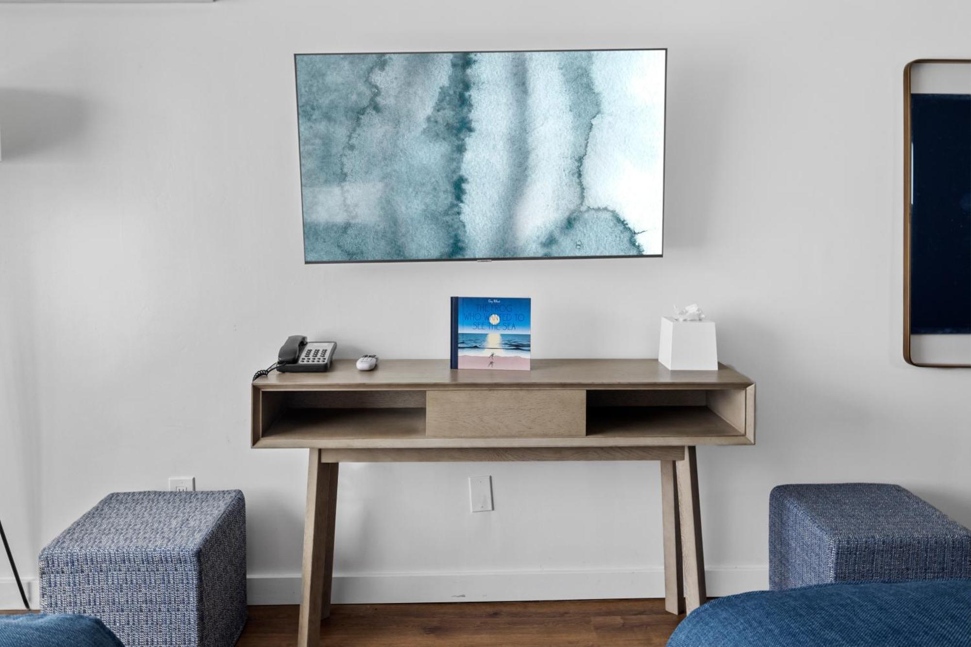 Standard Queen Room with Two Queen Beds,1210455883:JPEG