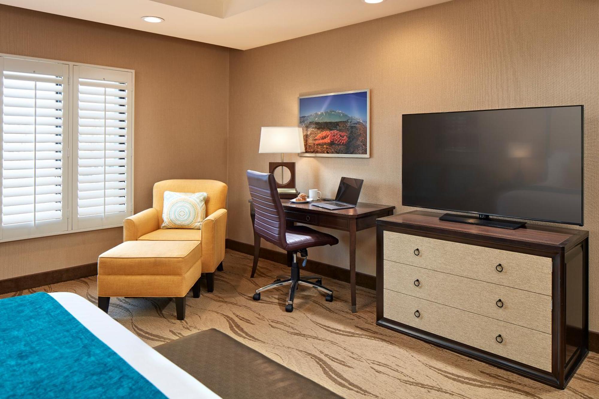 Superior King Room