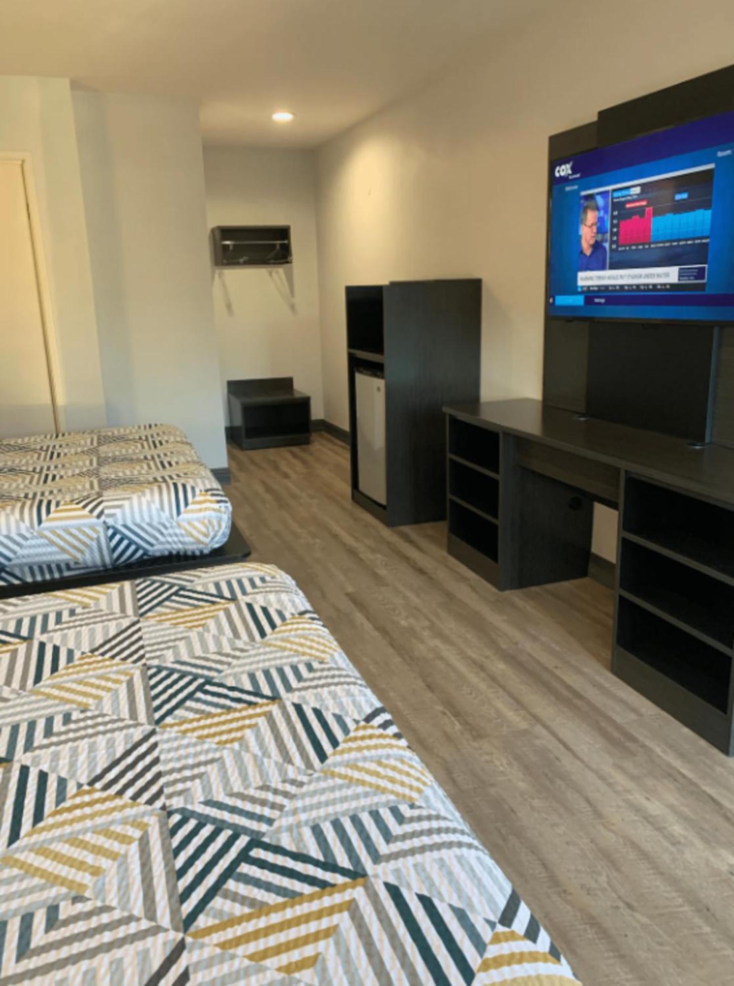Quadruple Room Disability Access Non-Smoking,1448123737:JPEG