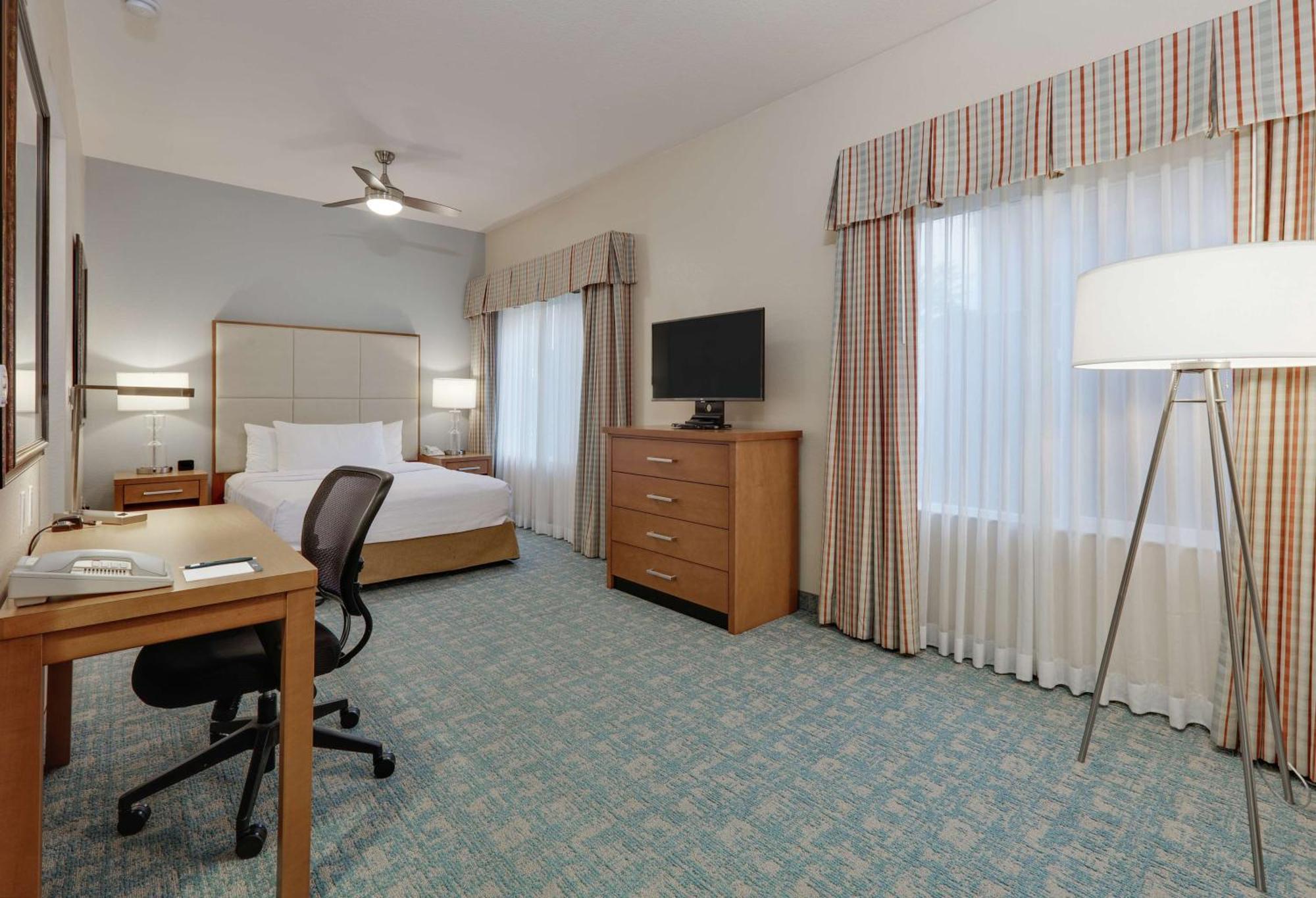 Studio Suite met Queensize Bed - Rookvrij