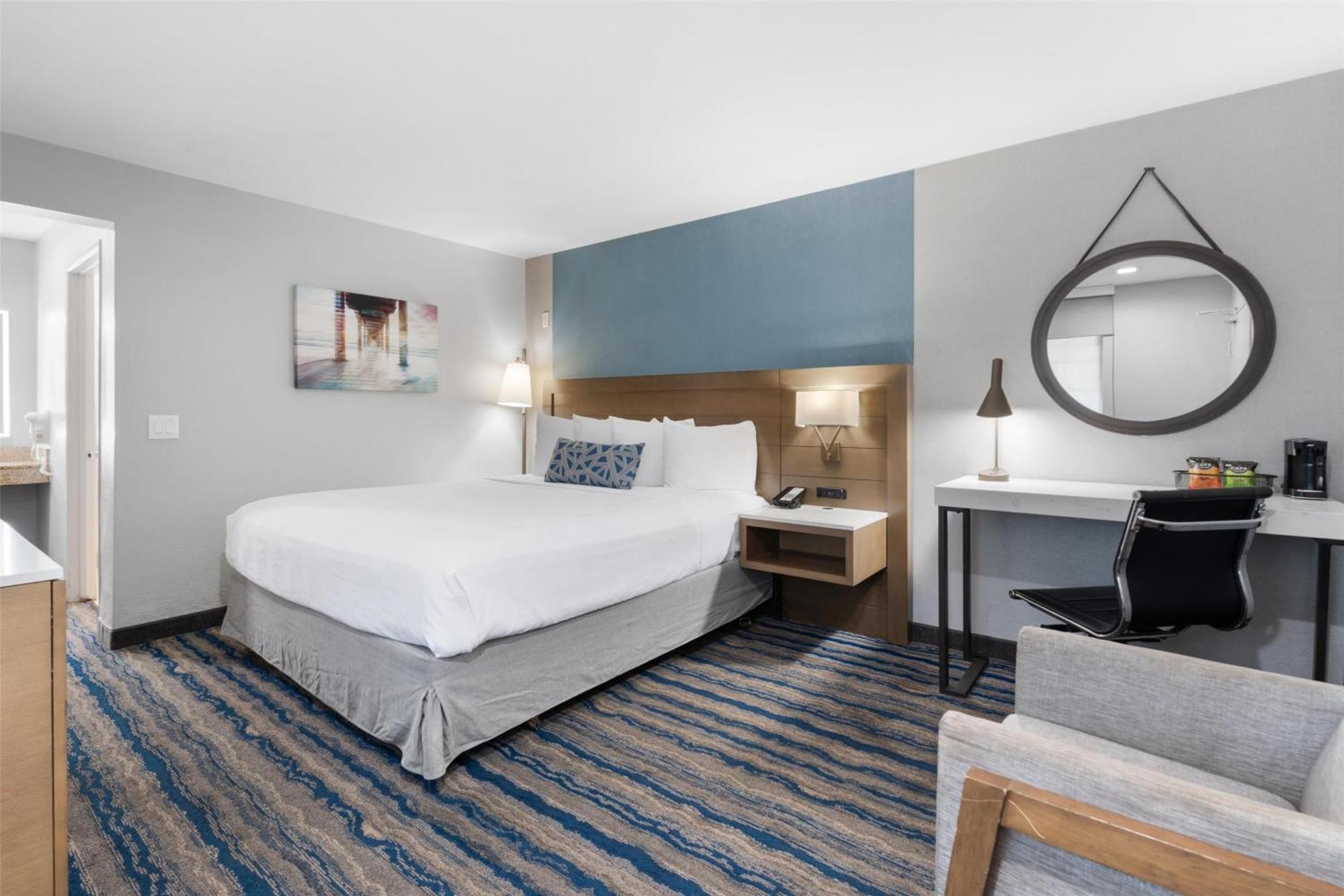 Chambre Lit King-Size avec Baignoire - Pour Personnes à Mobilité Réduite