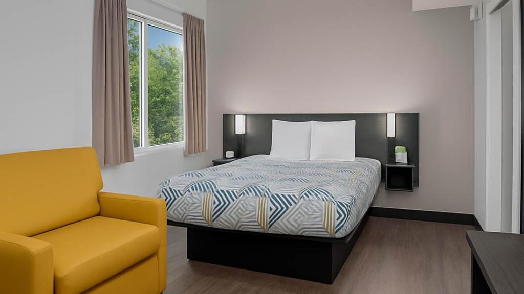 Superior Queen Room