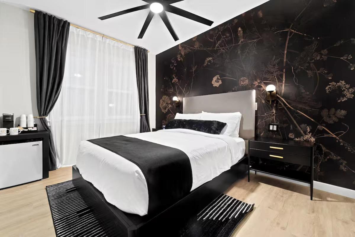 Queen Room Shared Bath