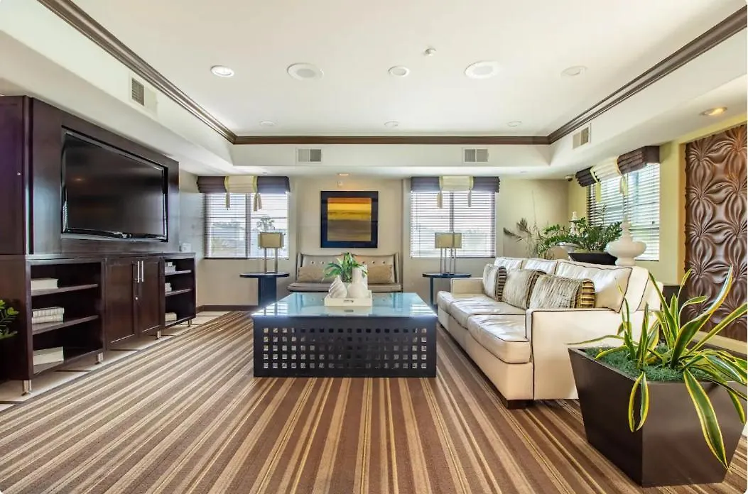 Amazing Vacation & Shopping In San Diego 2 Suits And 3 Bath Fb1-1