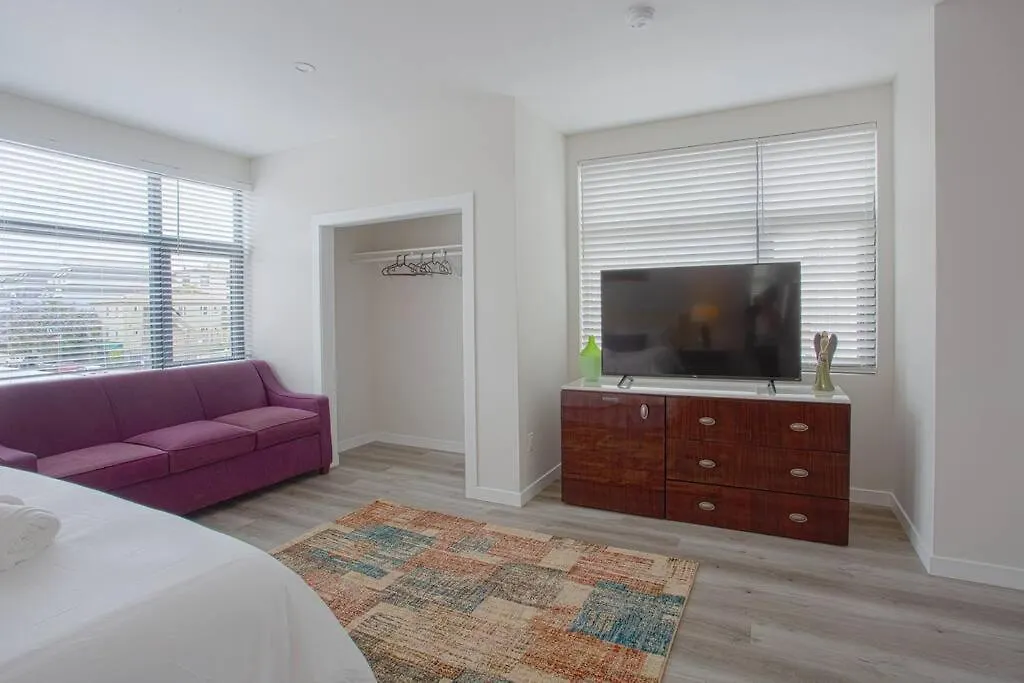 Comfy Studio With Cali King Size Mattress-1
