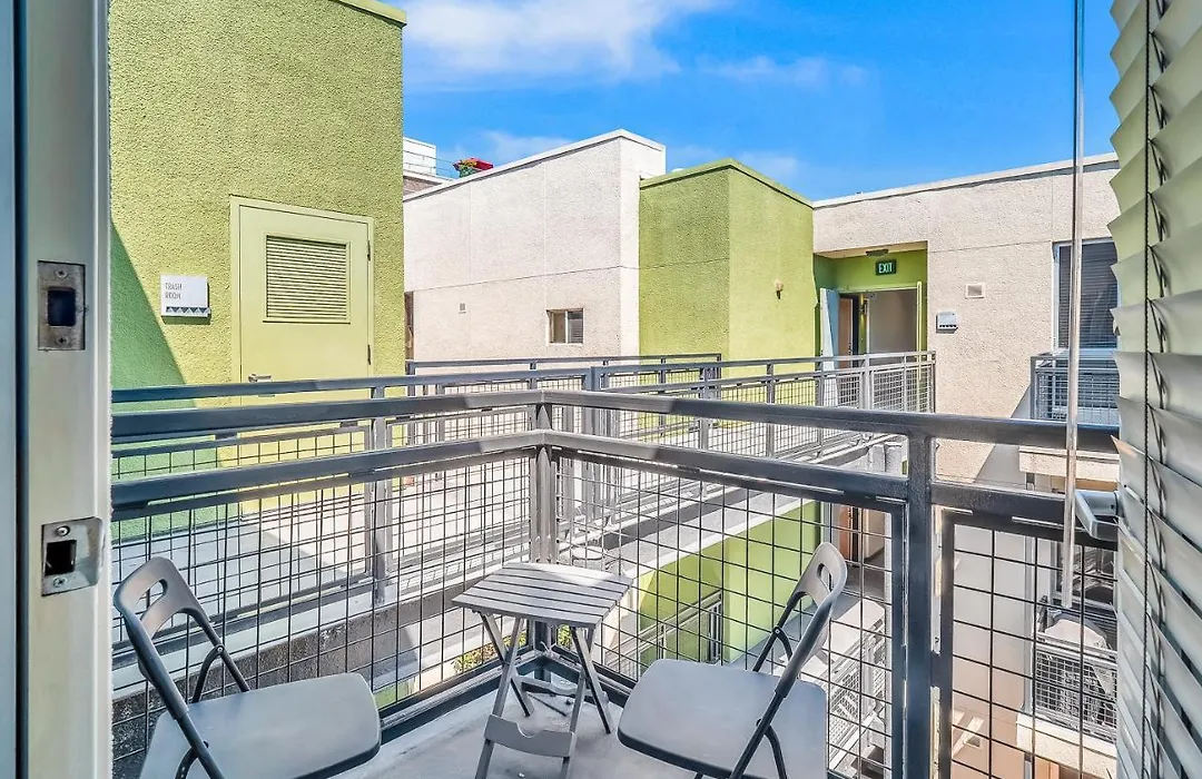 Sixth Avenue Loft #416-1