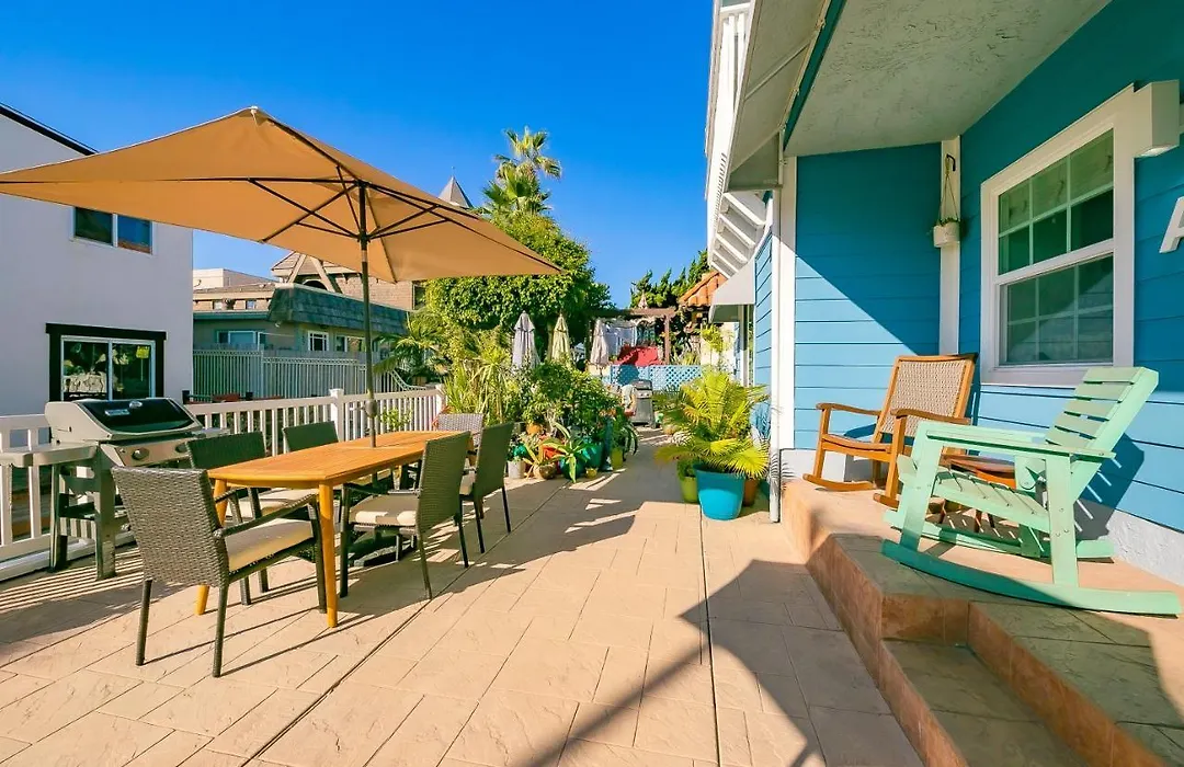 Mission Beach Getaway-1