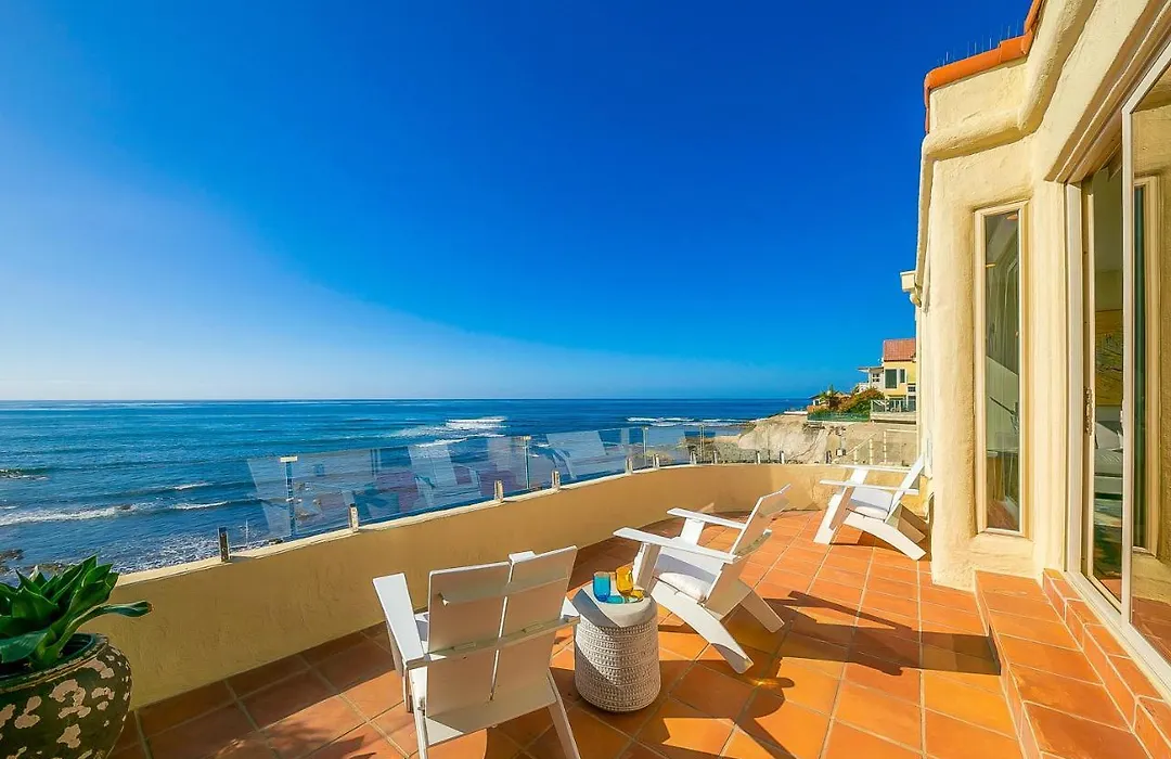 Dolphin View-1