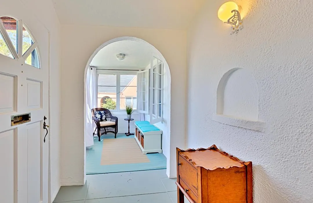 Seashell Cottage-1