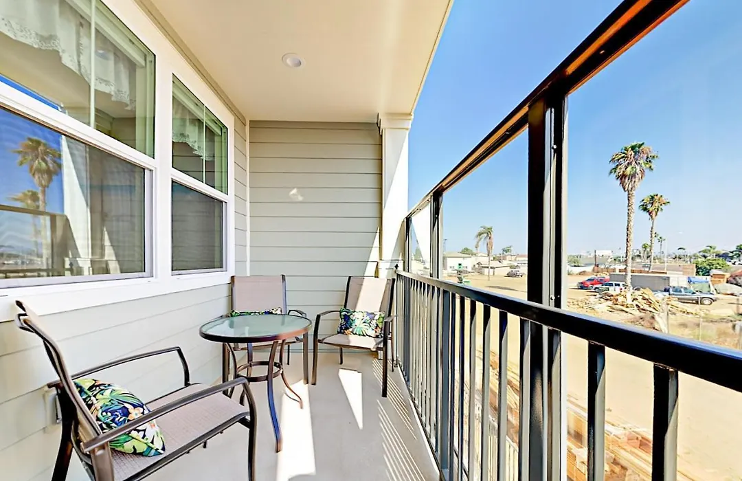 Sandpiper Manor-1