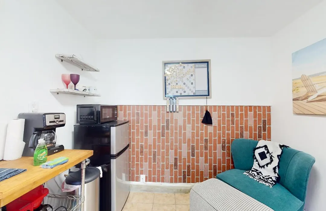 Cute Cali Retreat-1