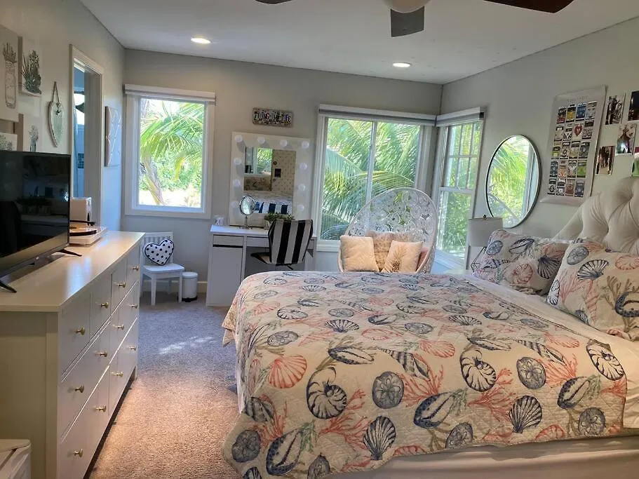 Tropical Paradise W/ Hot Tub And Heated Pool-1