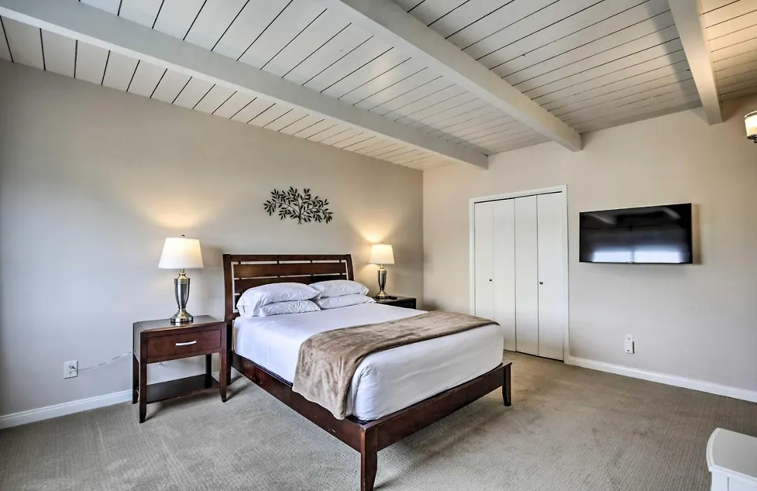 Pet-Friendly San Diego Retreat Near Beach!-1