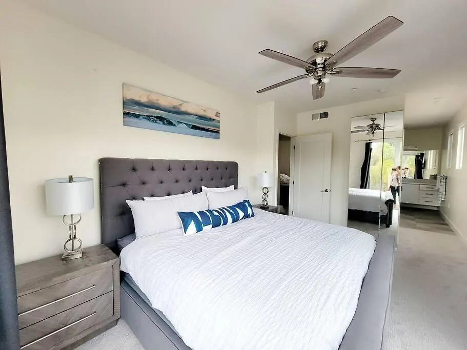 Upscale Modern Triplex Townhouse Balboa Park View-1