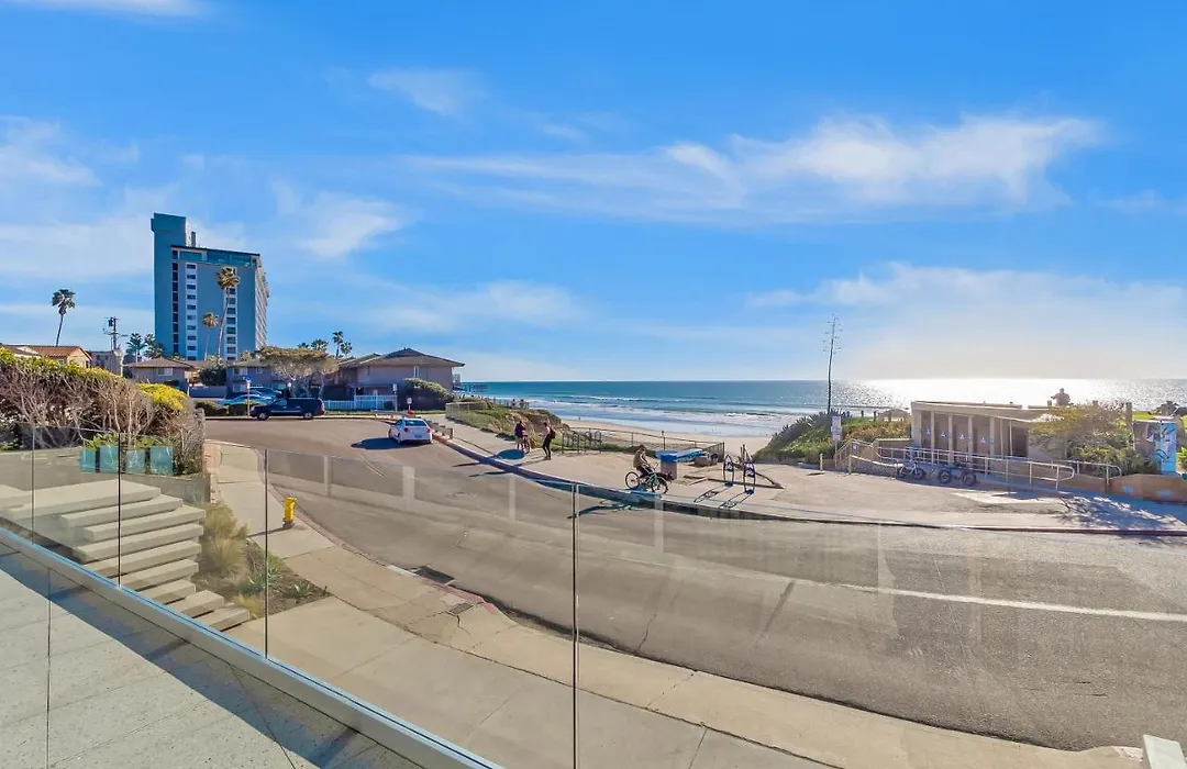 Beach Front Modern-1