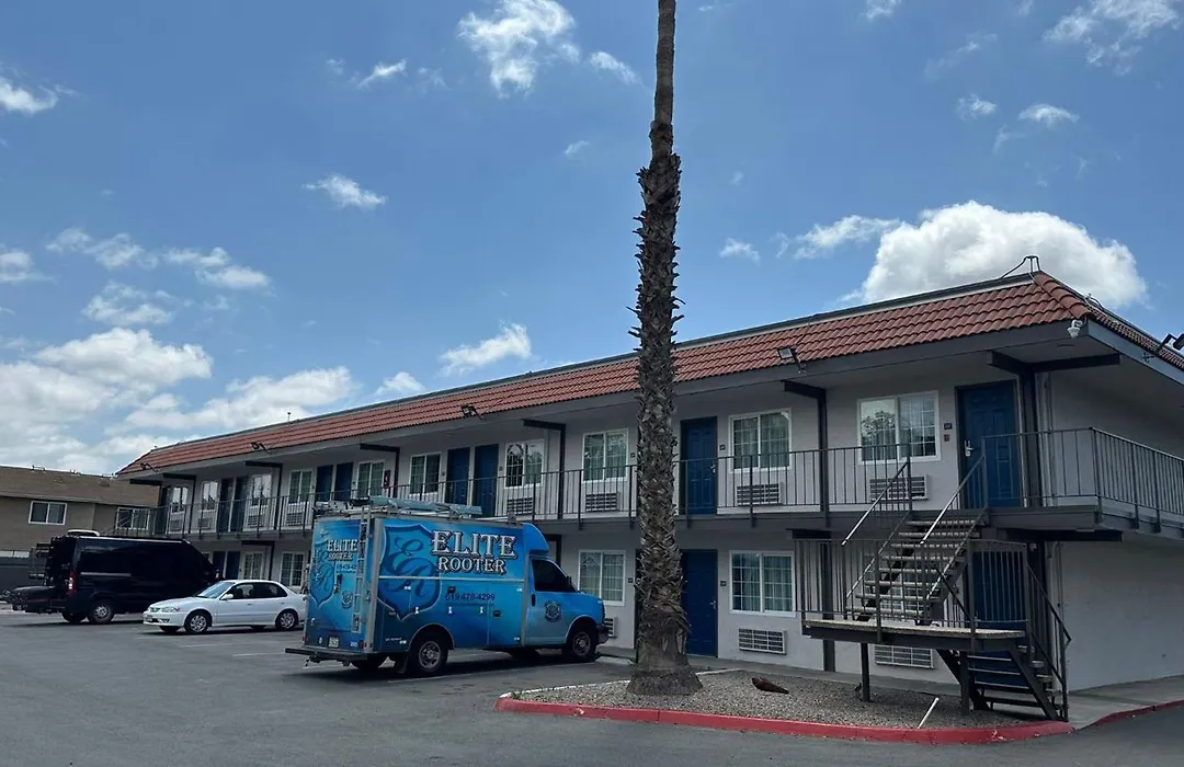 Studio 6 Suites San Ysidro Ca San Diego South Bay-1