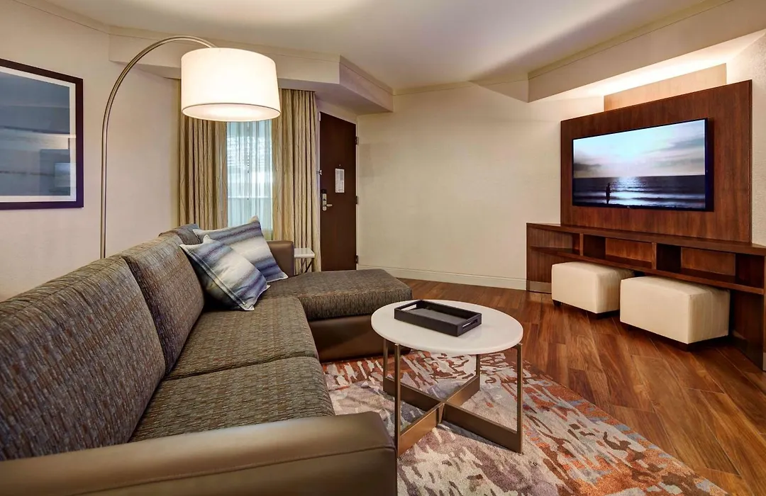 Embassy Suites By Hilton San Diego La Jolla-1