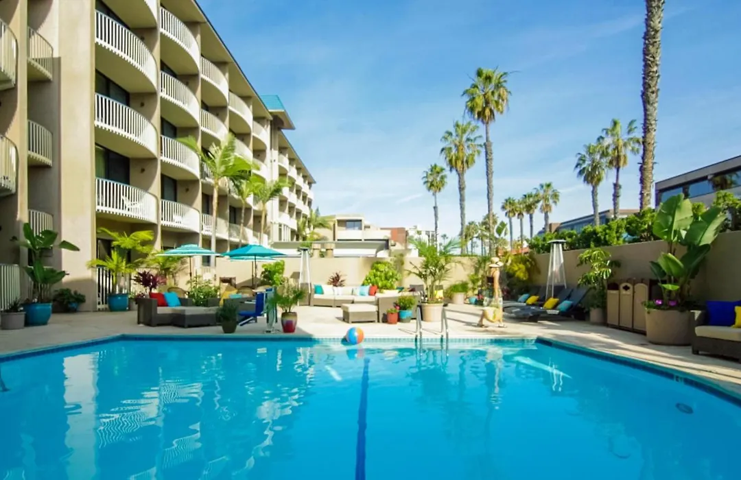 Inn By The Sea, La Jolla-1