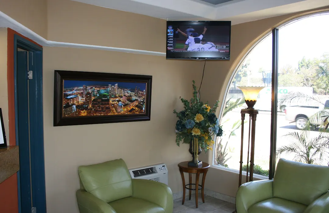 Bay Inn And Suites San Diego-1