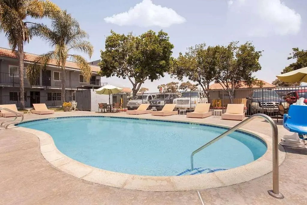 Studio 6 Suites San Ysidro, Ca San Diego South-1