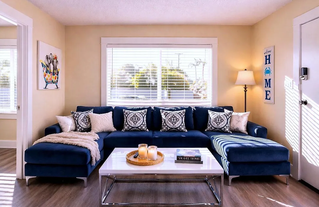 Casaviva Vista - Top-Floor 2Br With Private Porch, City Views & Sunset, Walk To Hillcrest, Near Zoo & Beaches, San Diego-1