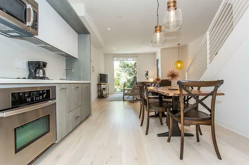 Vibrant 2Br In Downtown Sd By Sonder-1