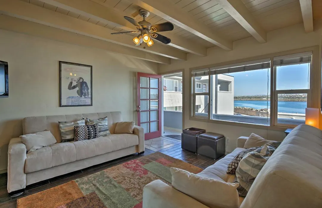 Waterfront San Diego Condo - Walk To Mission Beach-1