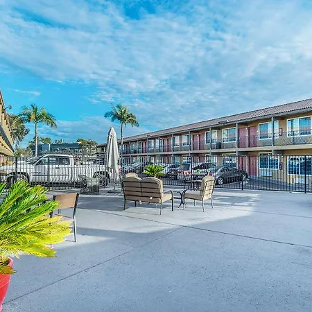 Motel 6 San Diego Southbay-3