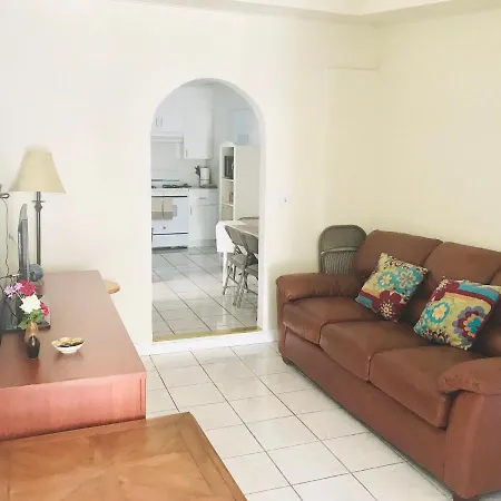 3 Bedrooms Guest House, Pacific Beach, Sea World, Downtown,& 3 Bus Lines-3-2