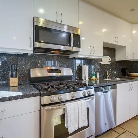 Ocean Breeze 1 Apts-2