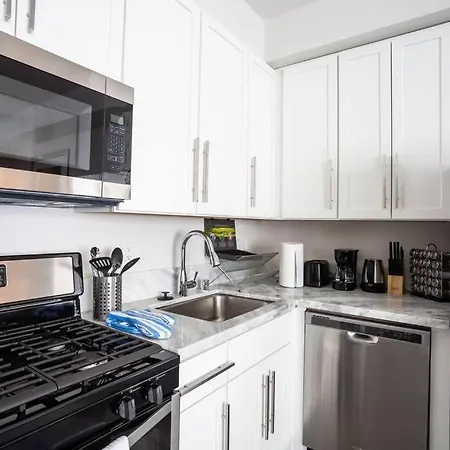 Luxurious Furnished Studio W Full Kitchen In Sd-3