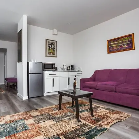 Prime Location - Awesome View -1 Bedroom Apartment-3