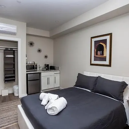 Studio With Large Balcony- San Diego Gateway-3