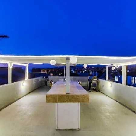 200-Surf Stars Penthouse-2