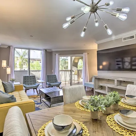 Chic La Jolla Condo Walk To Beach And Village!-3