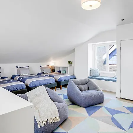 Seagirt Villa-2