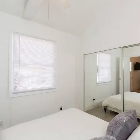 North Park Chic Bungalow-3