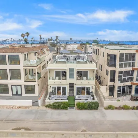 Oceanside Luxury-3