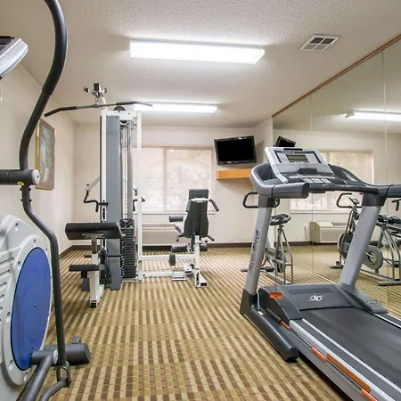 Quality Suites San Diego Otay Mesa-3