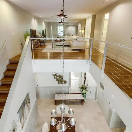 Elegant Walk-Up Penthouse - Two Floors-2