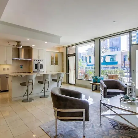 Elegant Walk-Up Penthouse - Two Floors-3