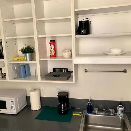 Comfortable Studio For Two Gaslamp District! Perfectly Located Near Downtown San Diego! Perfect For Travelers And Couples!-3
