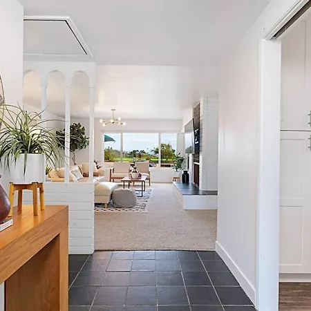 Canyon Views W/ A Large Backyard, Bbq Patio +Pool.-3