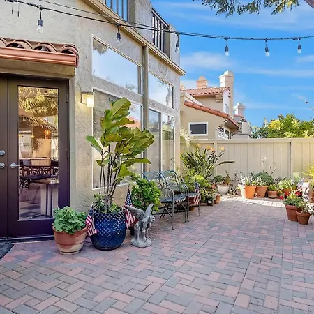 Cozy Beach Retreat-La Jolla Ca-2
