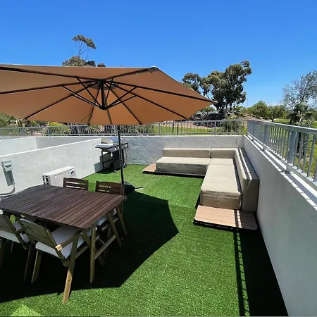 Premier Location With Great Scenic Downtown View-3