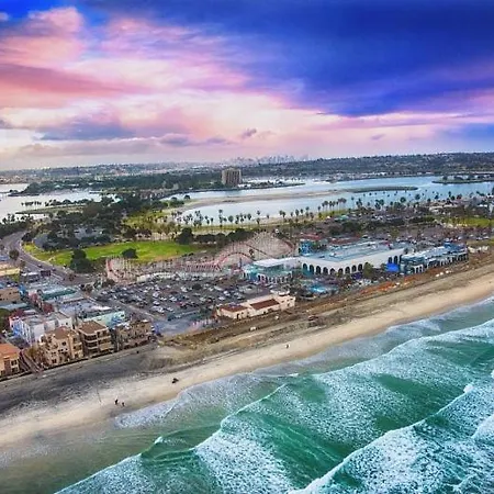 107-Oceanfront Lux 17-3