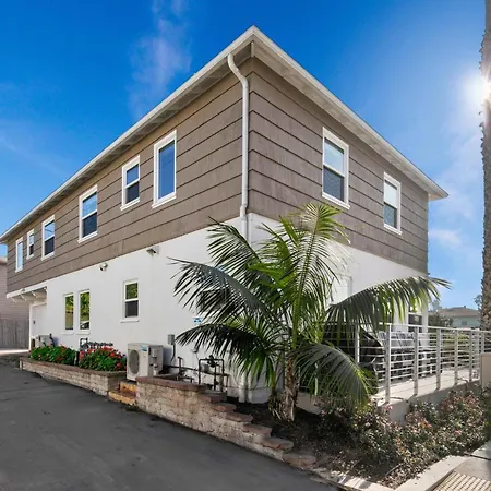 Modern Newly Renovated 2Br Apt In Heart Of Ocean Beach-3