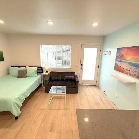 Casaviva Sol - Modern Pet-Friendly Studio With Patio & Shared Yard - Walk To Eats & Coffee, 5 Min To Gaslamp & Beaches-2