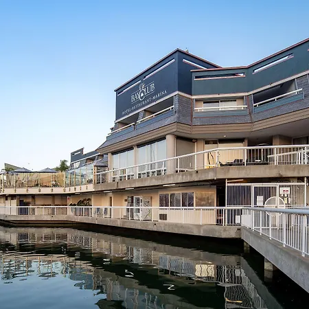 Bay Club Hotel And Marina-3
